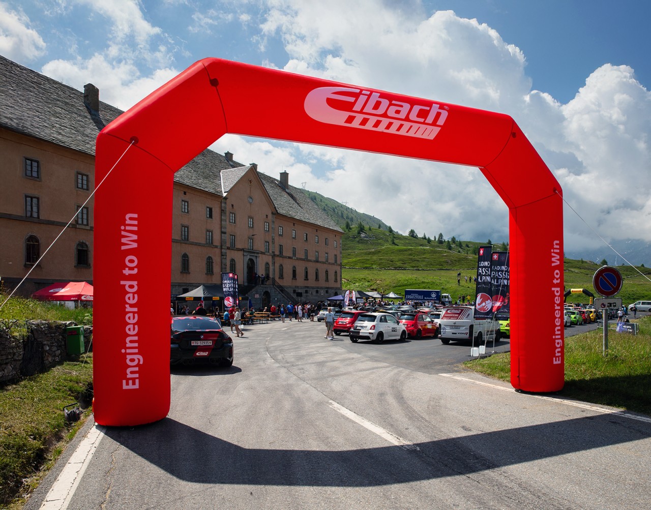 Ein Wochenende zwischen Himmel, Asphalt und Emotion – Rückblick RADUNO PASSI ALPINI 2025